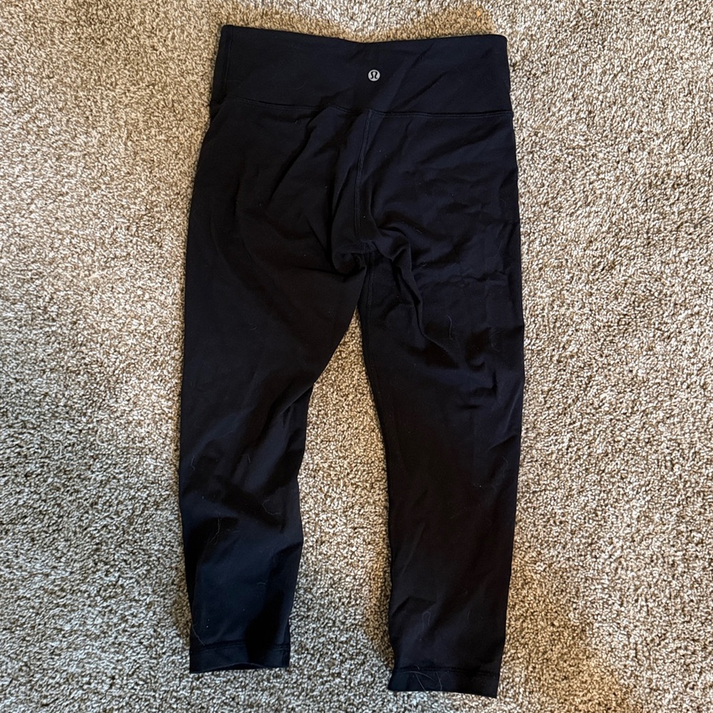 Lululemon leggings women’s black size 6 - Picture 3 of 3